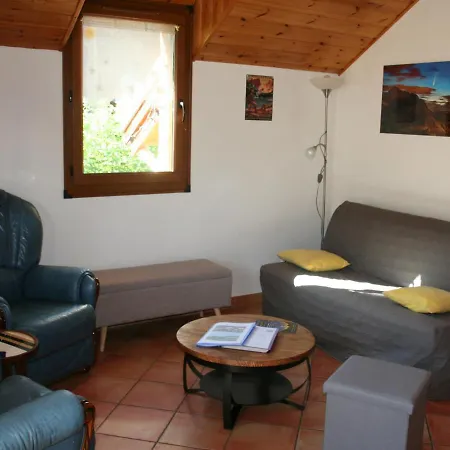 4 Pieces Pour 6 Pers., A 300m Des Pistes Avec Wi-fi, Balcon Et Parking, Villeneuve - Fr-1-762-3 La Salle-les-Alpes
