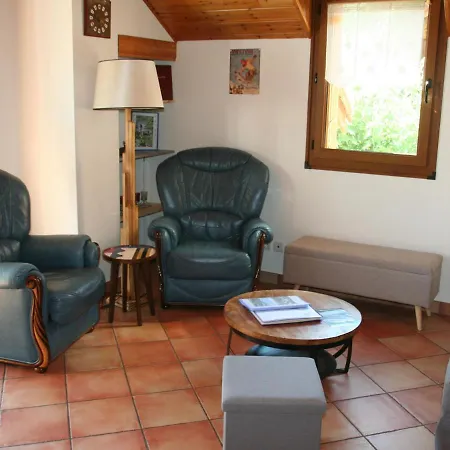 4 Pieces Pour 6 Pers., A 300m Des Pistes Avec Wi-fi, Balcon Et Parking, Villeneuve - Fr-1-762-3 Apartment La Salle-les-Alpes